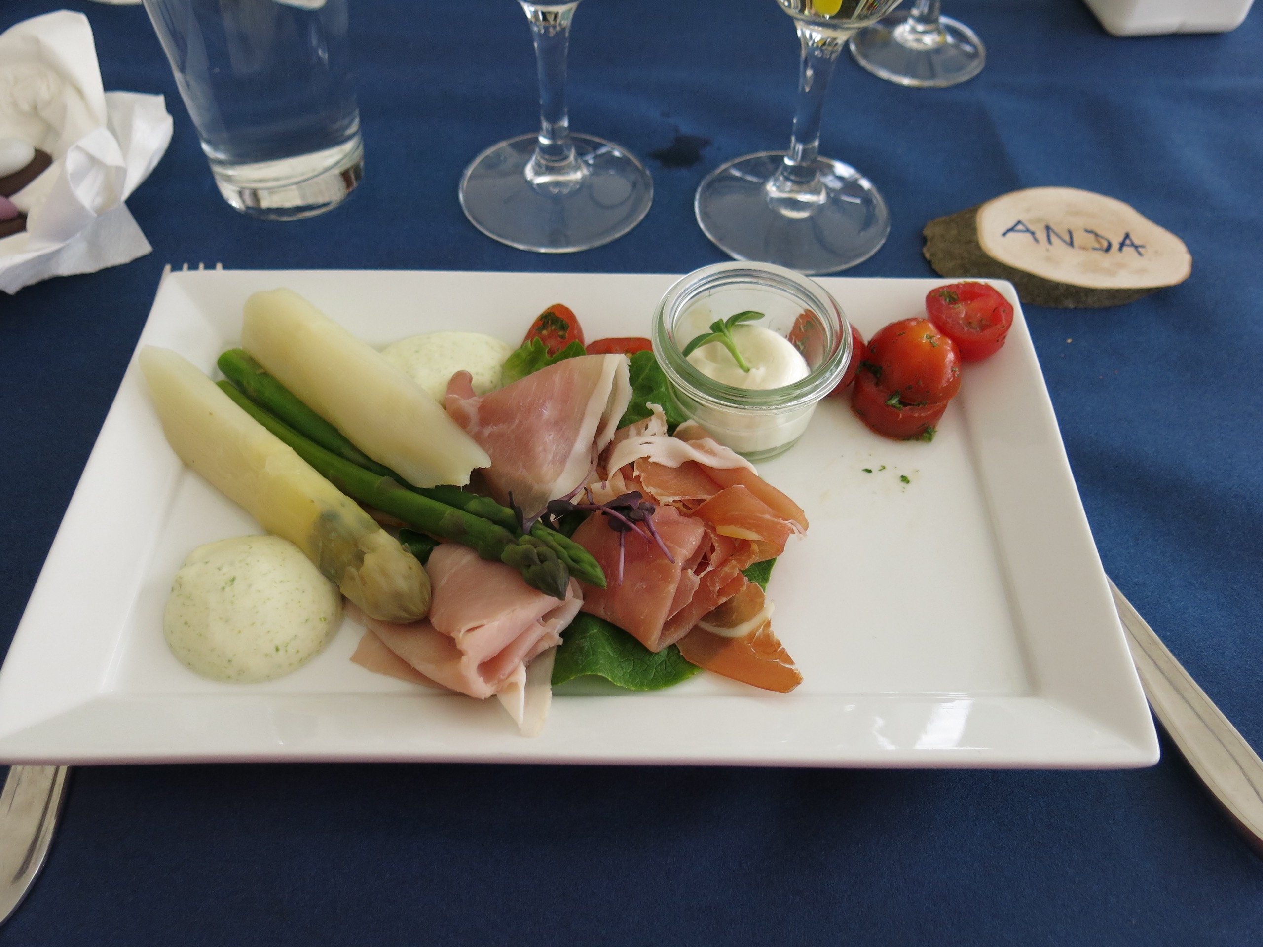 Forretten serveres